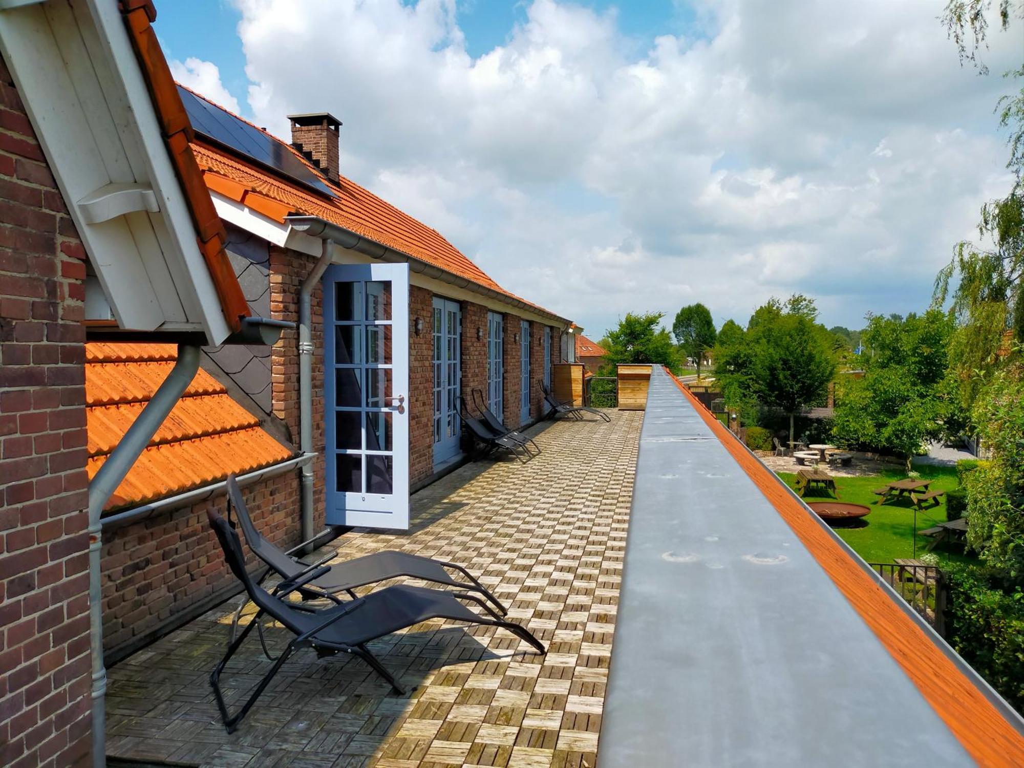 Aan De Molenberg Bed & Breakfast Broekhuizen  Ngoại thất bức ảnh